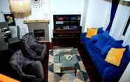 Others 2 A Modern, Comfy Newly Remodeled 2bd House