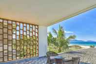 Common Space Brand New Beachfront Villa In Five-star Resort