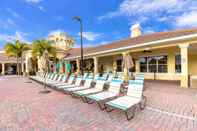 Swimming Pool Peaceful Cay Deluxe 3 Bedroom Condo by Redawning