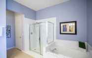 In-room Bathroom 5 Altavista Lakeview 3 Bedroom Condo by Redawning