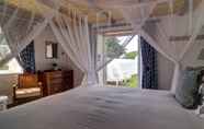 Bedroom 5 De Hoop Suites