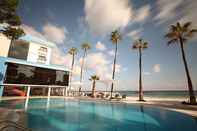 Swimming Pool Arkin Palm Beach Hotel