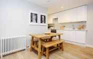 Bedroom 6 Vibrant City Centre 2-bed Apt.