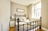 Bedroom Great Location! - Charming Apt by Edinburgh Castle