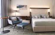 Kamar Tidur 7 Courtyard by Marriott London City Airport