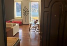 Common Space 2 Larius balcony on the lake