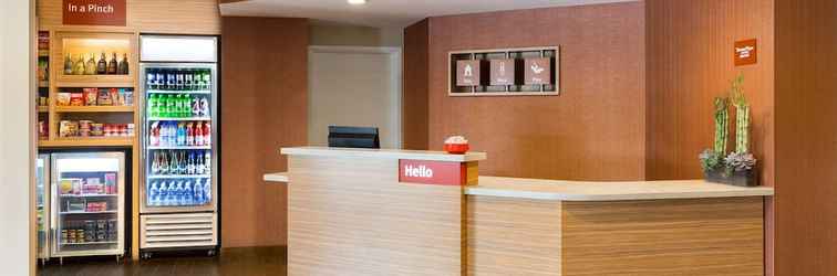 Lobi TownePlace Suites by Marriott Indianapolis Downtown