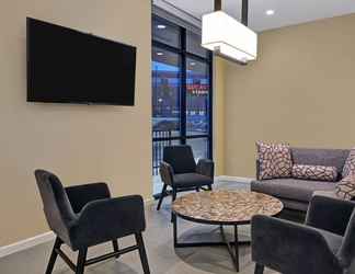 Lobi 2 TownePlace Suites by Marriott Indianapolis Downtown