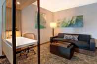 Common Space SpringHill Suites by Marriott Orangeburg