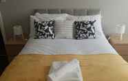 Bedroom 4 Gateshead's Amethyst 3 Bedroom Apt, Sleeps 6 Guest