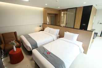 Phòng ngủ 4 Hotel Skypark Daejeon 1