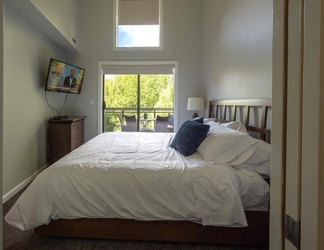 Bedroom 2 Private Corner Unit at end of Hall #458