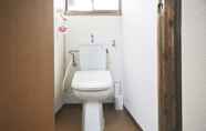 Toilet Kamar 5 Ninja House