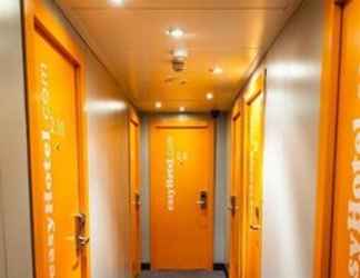 Lobi 2 easyHotel Edinburgh