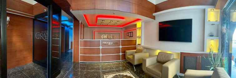 Lobby Grand Life Hotel