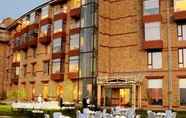 Exterior 6 Pearl Continental Hotel Malam Jabba