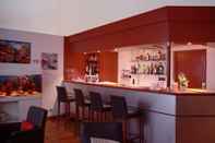 Bar, Kafe, dan Lounge L'Embleme Boutique Hotel