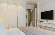 Bedroom 7 Beautiful 2 Bed 2 Bath Flat in South Kensington