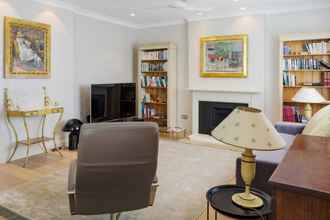 Lobby 4 Beautiful 2 Bed 2 Bath Flat in South Kensington