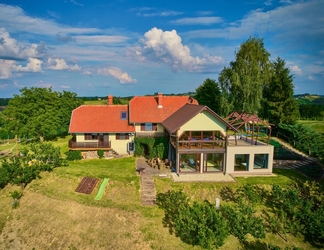 Others 2 Holiday House Podhamer Marijan