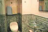 Toilet Kamar View Talay 2A, 5th Floor Studio Condo