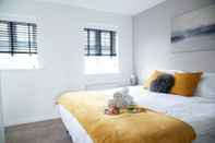 Bedroom Contractorscleancharming 2-bed House in Coventry