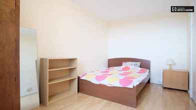 Kamar Tidur 4 2-bed Apartment in London Woolwich
