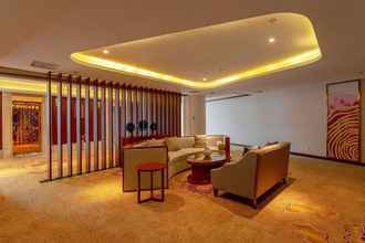 ล็อบบี้ 4 Ramada by Wyndham Kunming YiLiang