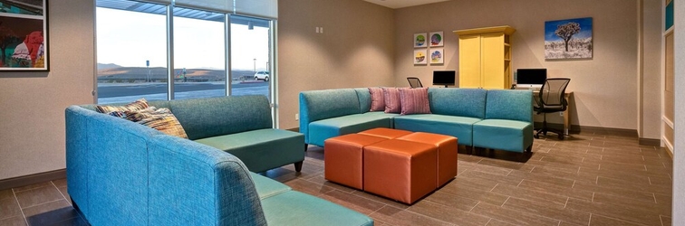 Lobby Home2 Suites by Hilton Barstow