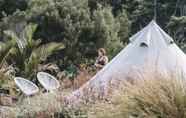 Common Space 2 Aotearoa Surf Eco Pods