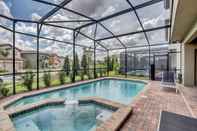 Swimming Pool Villa! Private Pool & Game Room! Near Disney