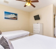 Bedroom 3 Spacious Vista Cay Townhome Newly Furnished!