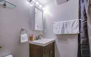 In-room Bathroom 2 Beautiful Modern Colonial House 10m to DC