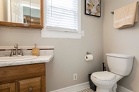 Toilet Kamar Gorgeous 3BR 2BA on Frankfort | by Cozysuites