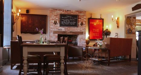 大廳 2 The Bell at Broadway