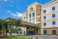 Bên ngoài Comfort Suites Daytona Beach - Speedway