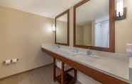 In-room Bathroom 2 Comfort Suites Daytona Beach - Speedway