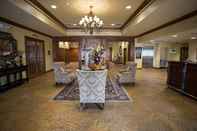 Lobby Perfectly On Pointe 3 Bedroom Condo by Redawning