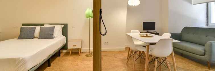 Lobi New Apartment With Easy Access in Traditional Area of Lisbon