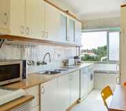 Bilik Tidur 5 Lovely 2 Bedroom Duplex Apt w Terrace in Cascais