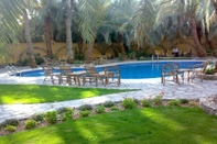 Swimming Pool Siwa Paradise Hotel