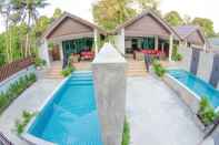 Kolam Renang The Elegance Pool Villas at KP Beach