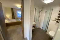 In-room Bathroom Privatzimmer & Ferienwohnungen Leeb