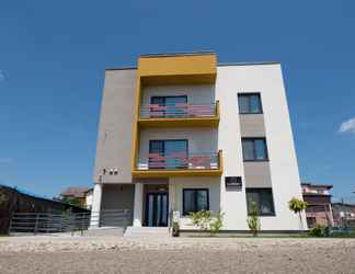 Exterior 2 Clement Apartments