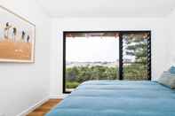 Bedroom Your Luxury Escape - Carinya Cottages 4