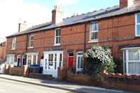 Exterior Bodhi Tree Cottage - Grove Road Cottages