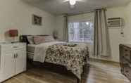 Bedroom 4 Cozy 1-bedroom Home, 5min to Pleasant Hill Bart