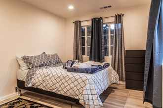 Kamar Tidur 4 Spacious Four Bedroom In Concord