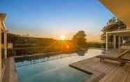 Swimming Pool 3 Your Luxury Escape - Trig Point
