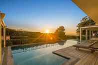 Swimming Pool Your Luxury Escape - Trig Point